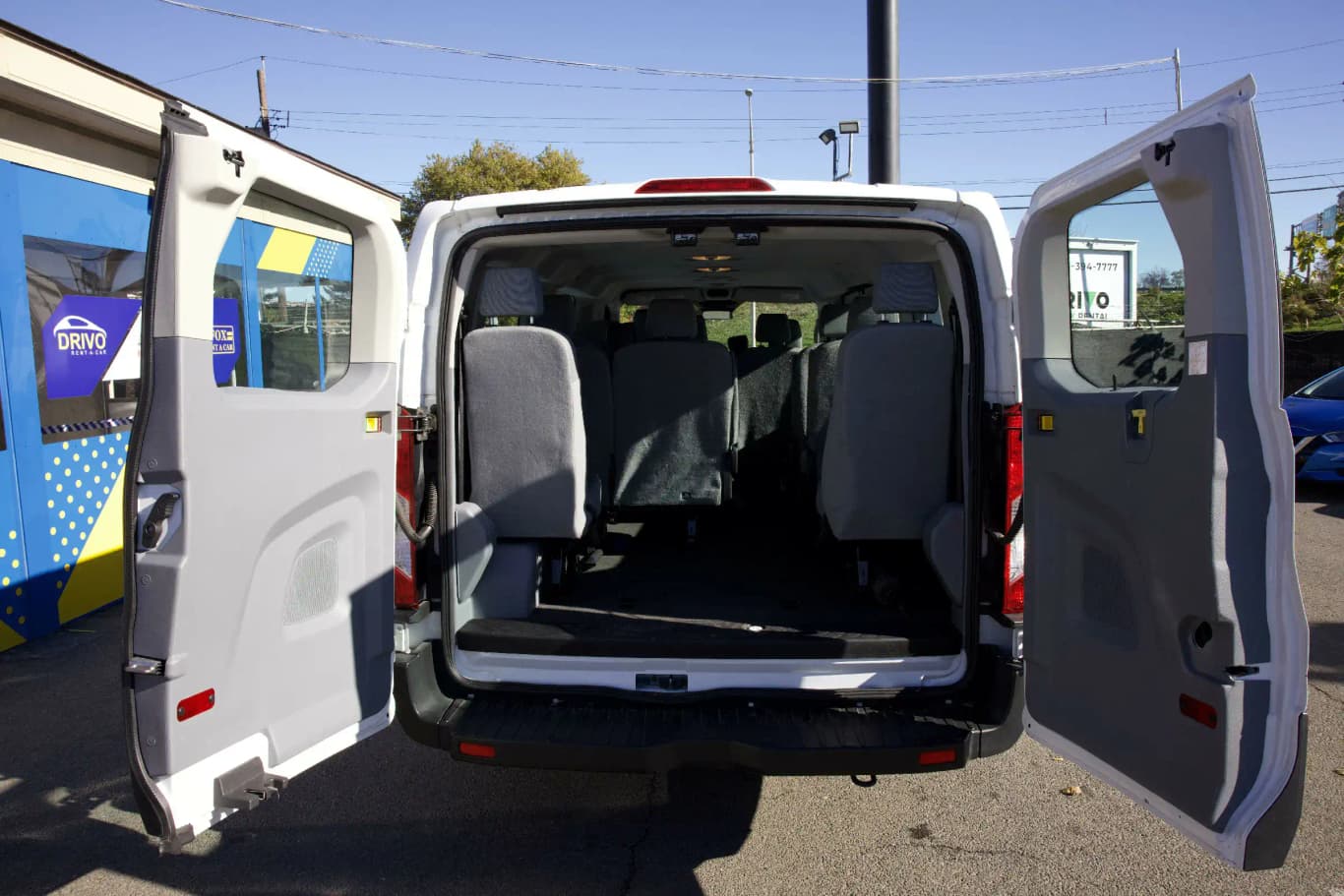 https://files.drivo.com/drivo-uploads/production/images/vehicles/FVAR_4_HTp57FL.webp