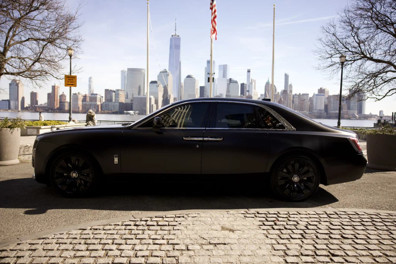 https://files.drivo.com/drivo-uploads/production/images/vehicles/GHST_2.webp