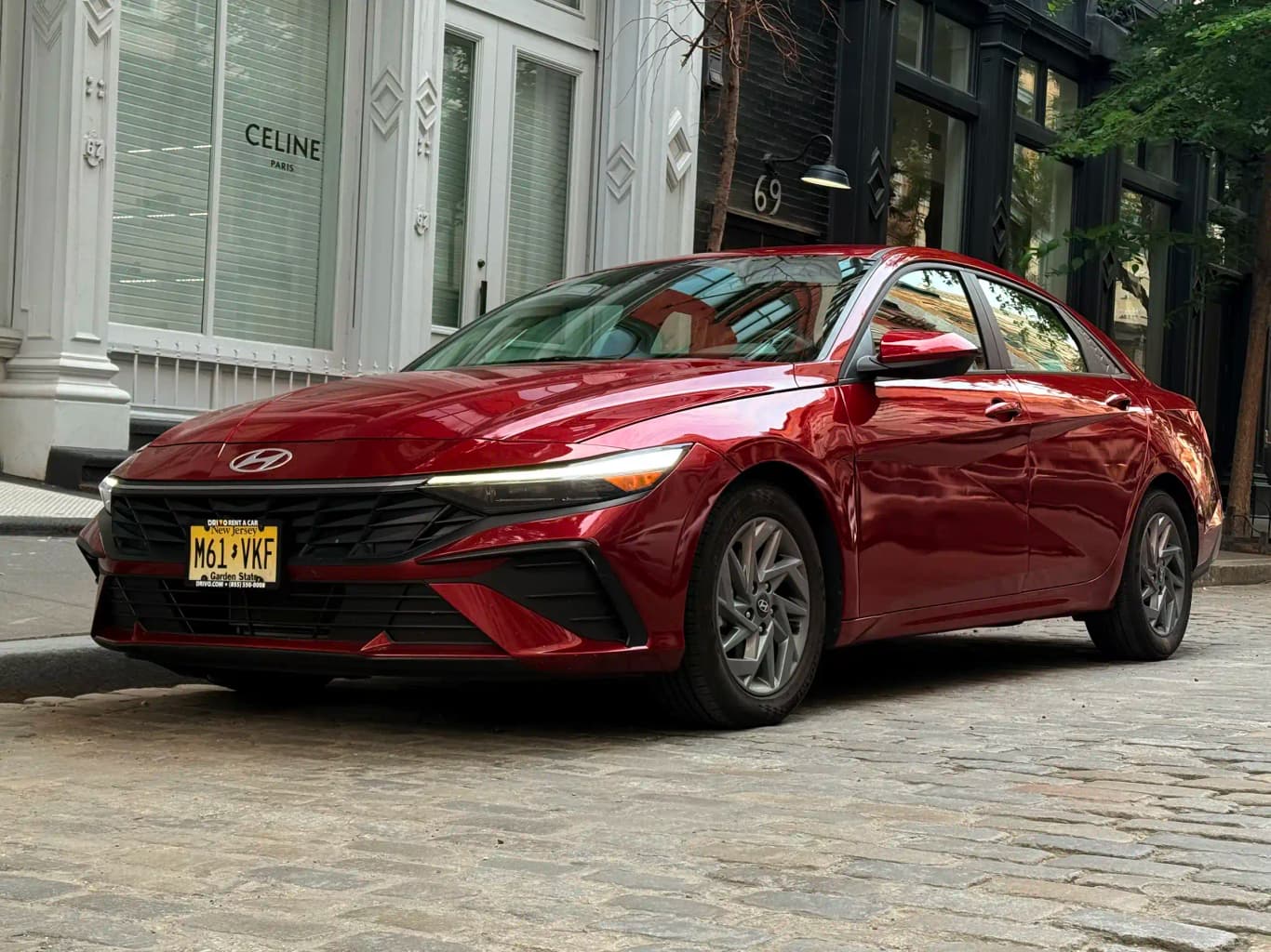 https://files.drivo.com/drivo-uploads/production/images/vehicles/ICAR_4.webp